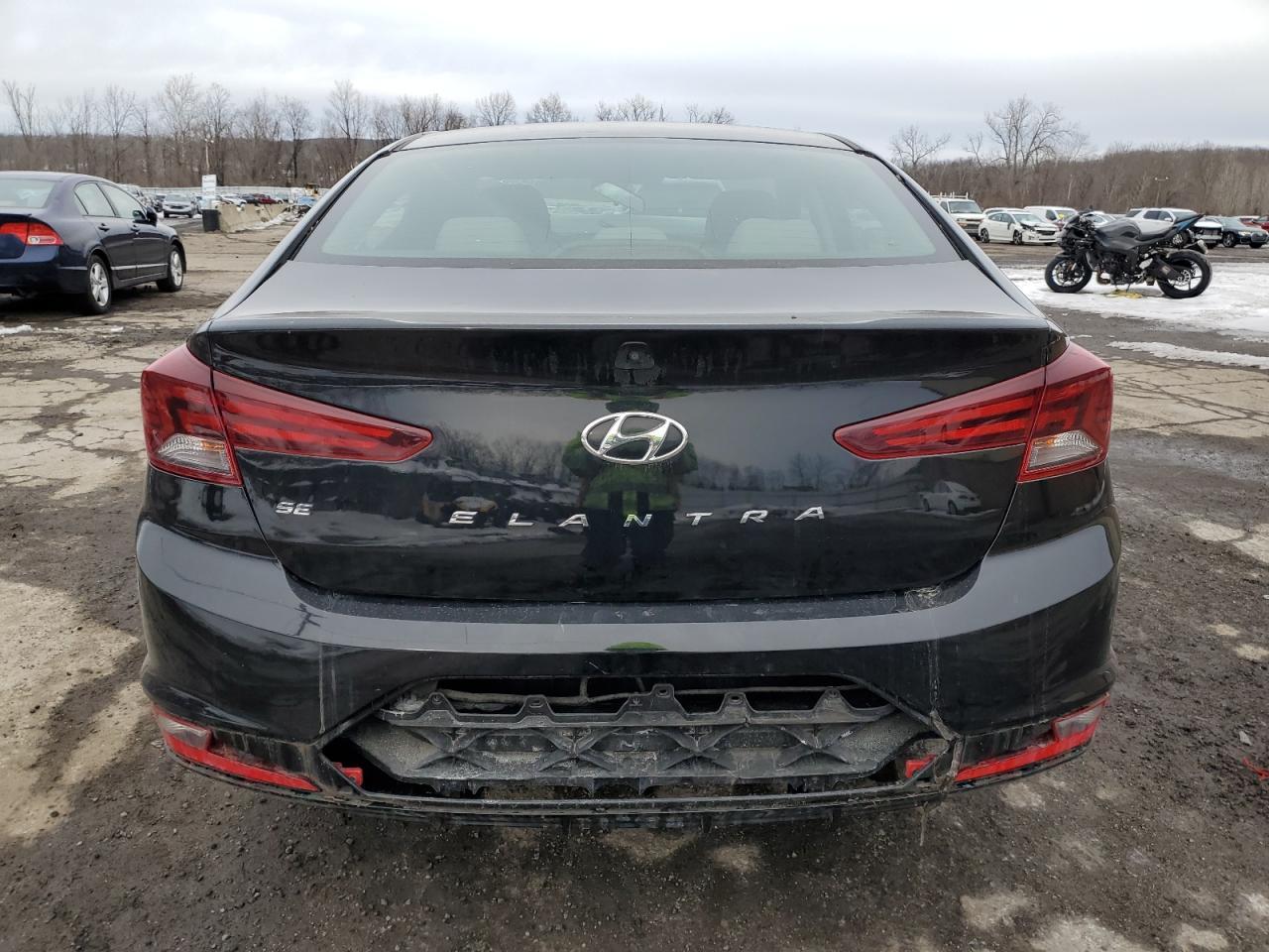2019 HYUNDAI ELANTRA SE - Фото 6