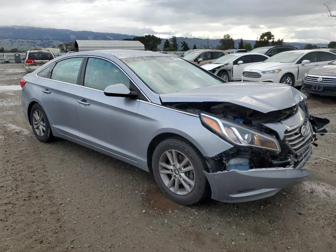 2017 HYUNDAI SONATA SE - Image 4