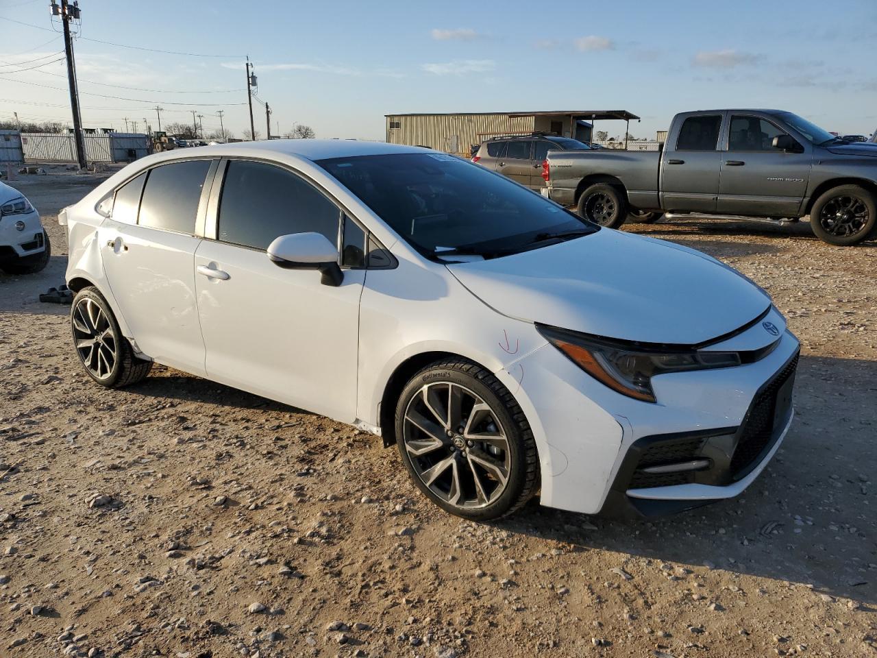 2020 TOYOTA COROLLA SE - Фото 4