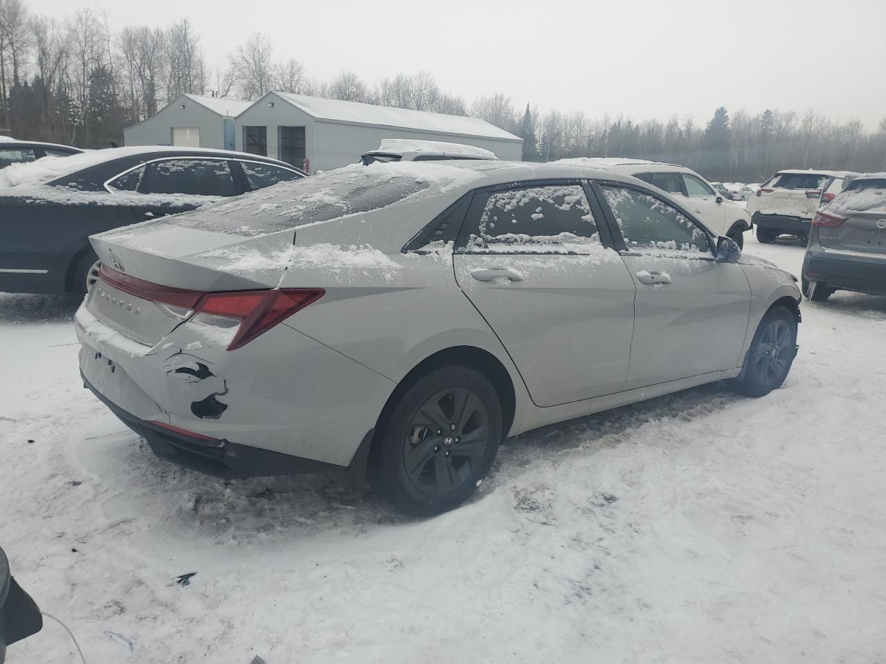 2023 HYUNDAI ELANTRA SE - Image 3