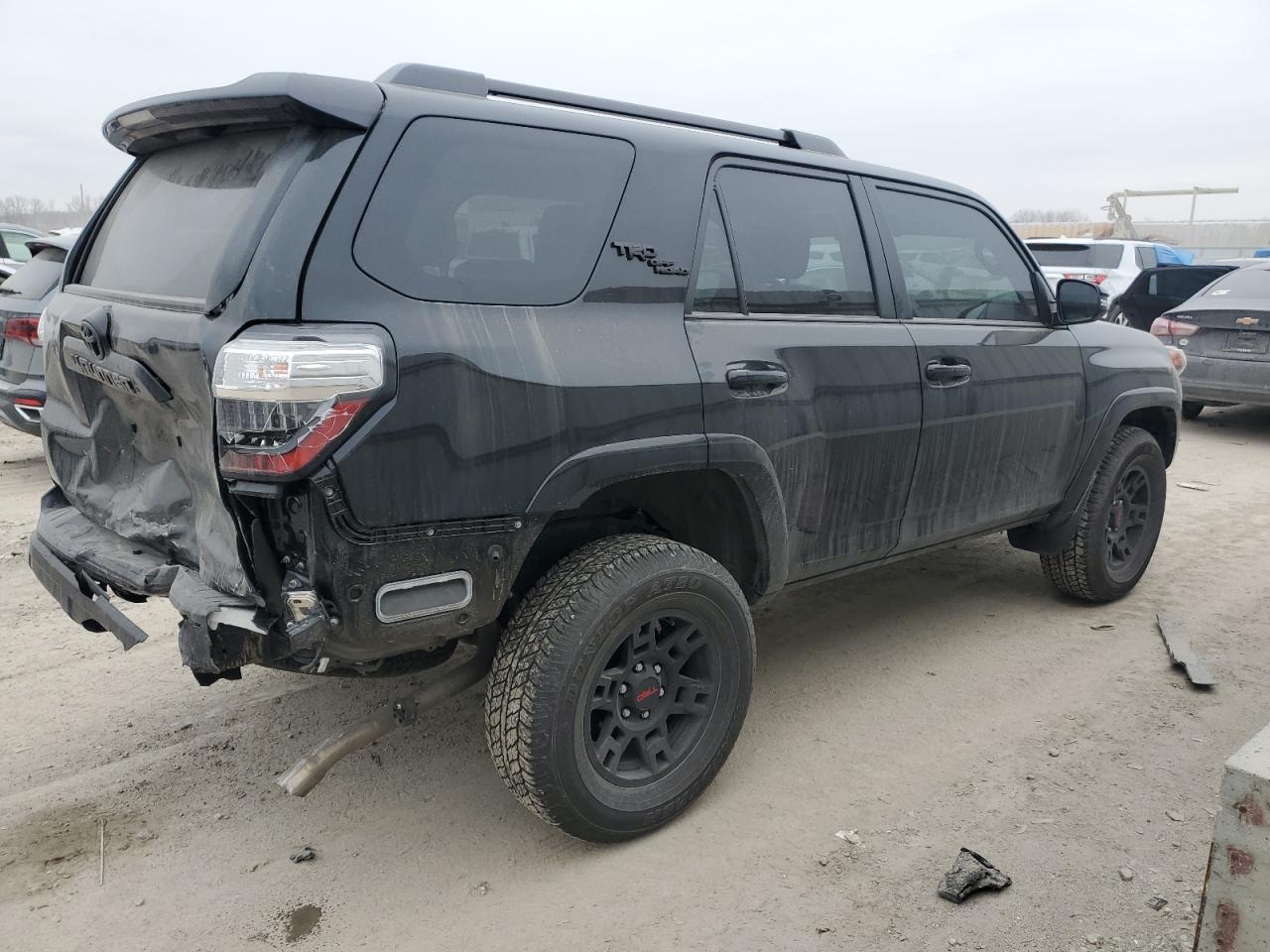 2024 TOYOTA 4RUNNER SR - Image 3