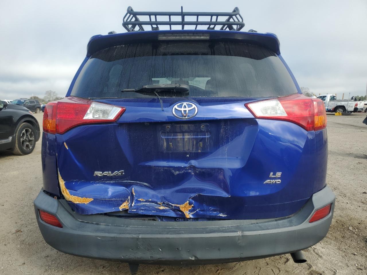 2015 TOYOTA RAV4 LE - Фото 6