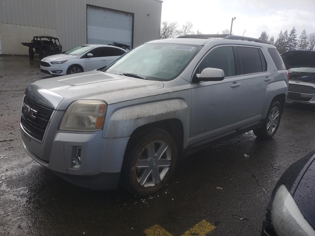 2010 GMC TERRAIN SL car image