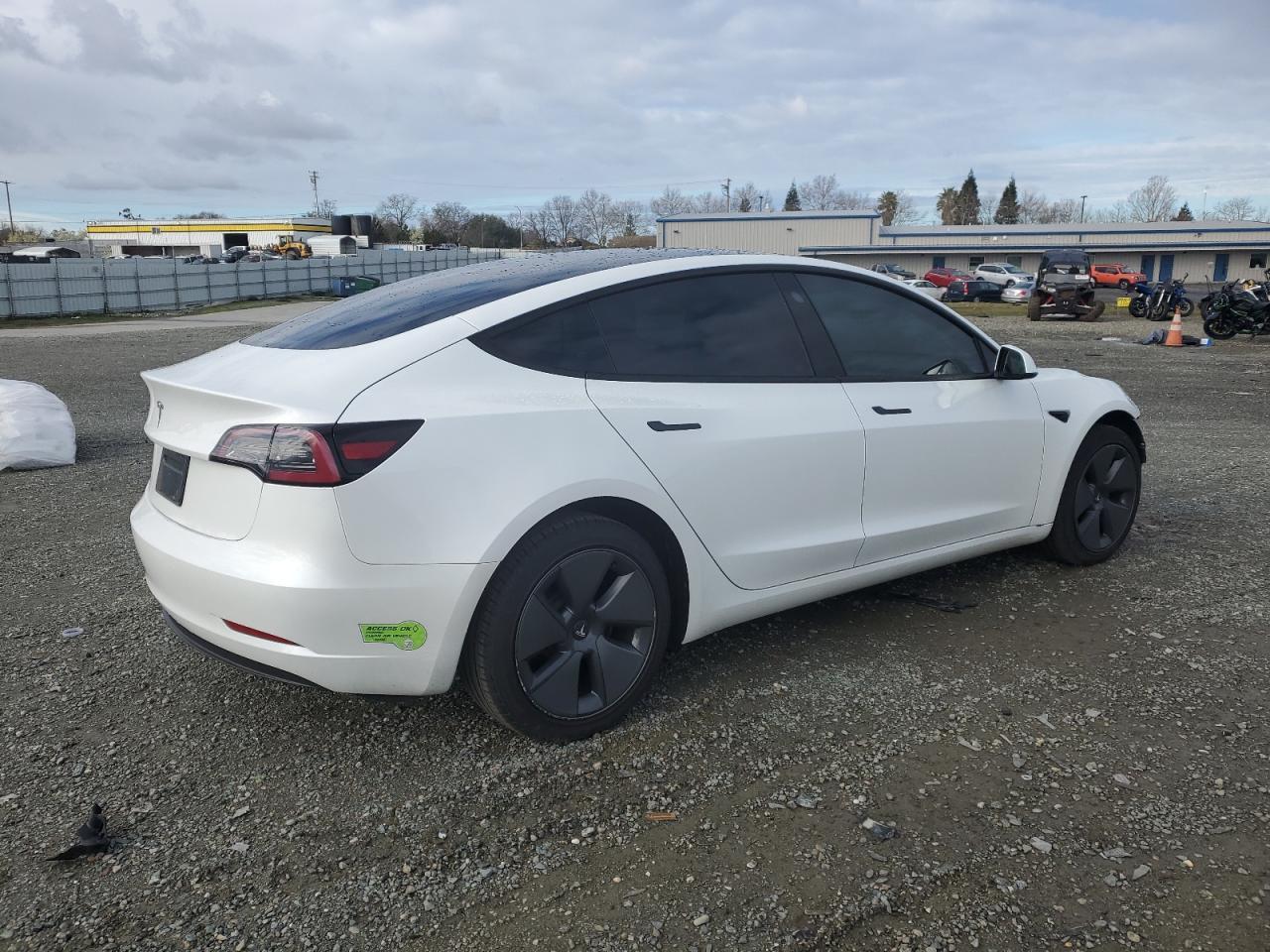 2023 TESLA MODEL 3 - Фото 3