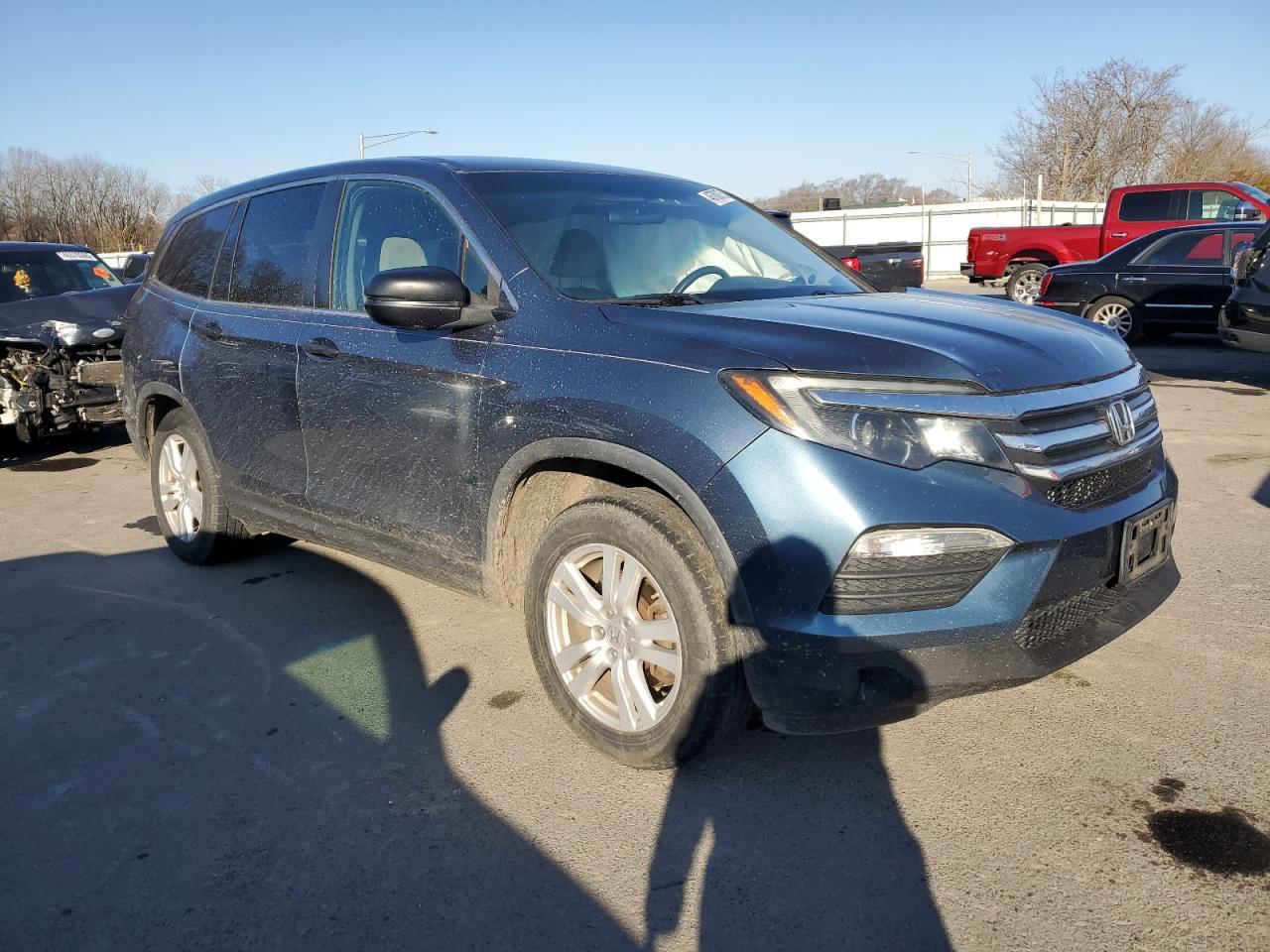 2017 HONDA PILOT LX - Фото 4