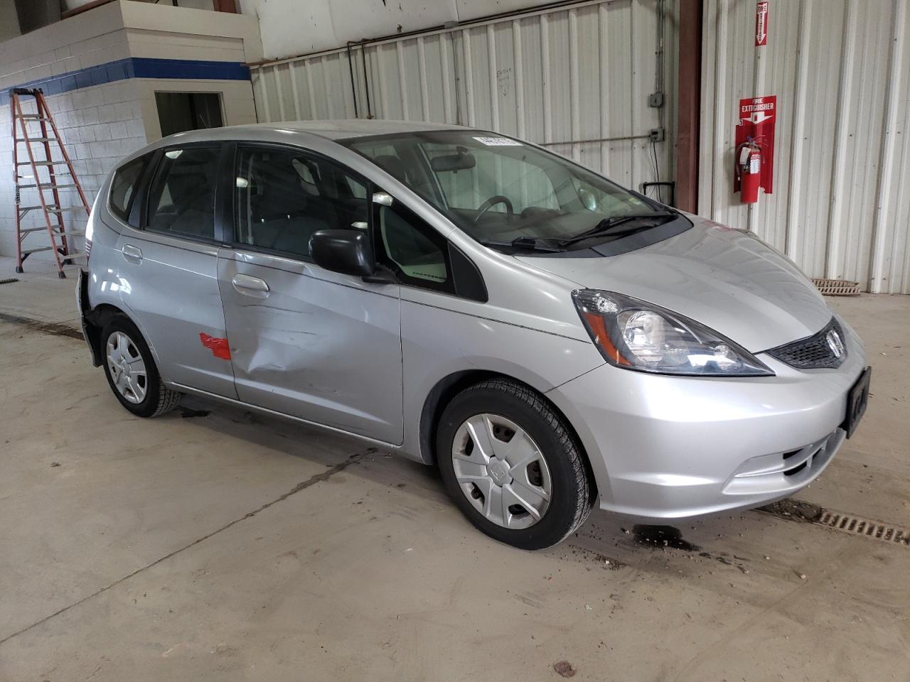 2013 HONDA FIT - Image 4
