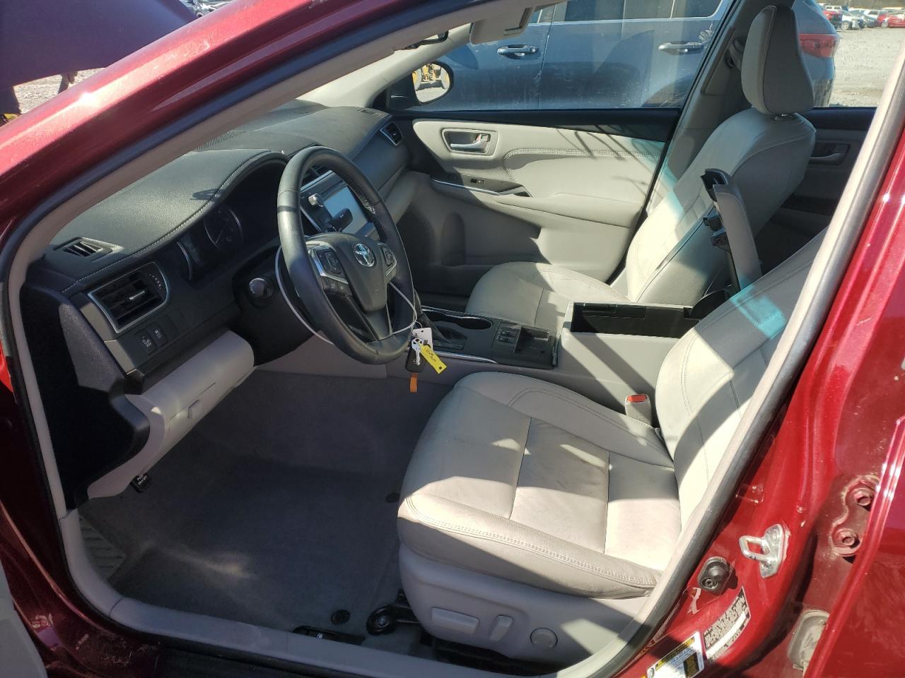 2017 TOYOTA CAMRY LE - Image 7