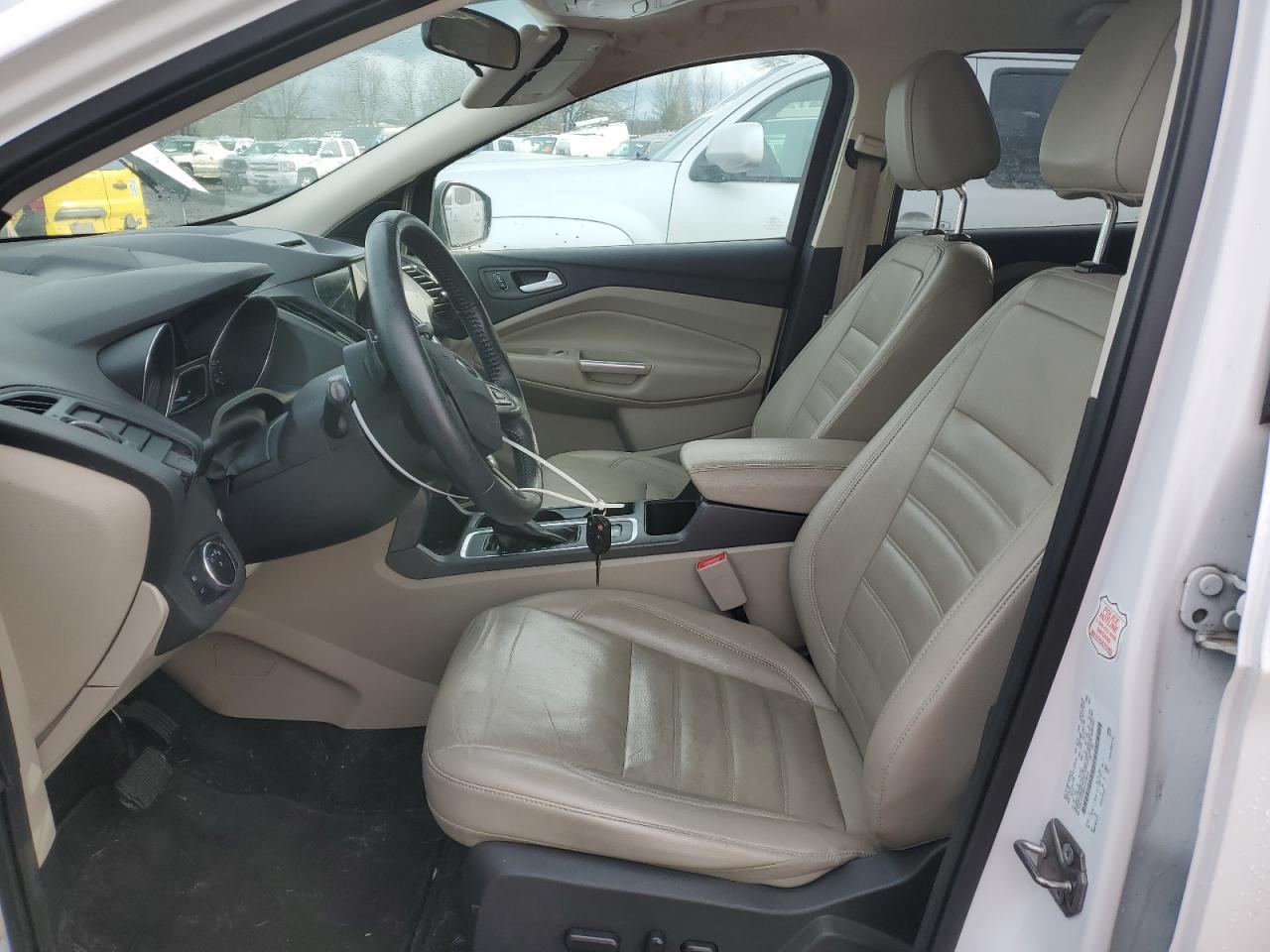 2017 FORD ESCAPE SE - Image 7