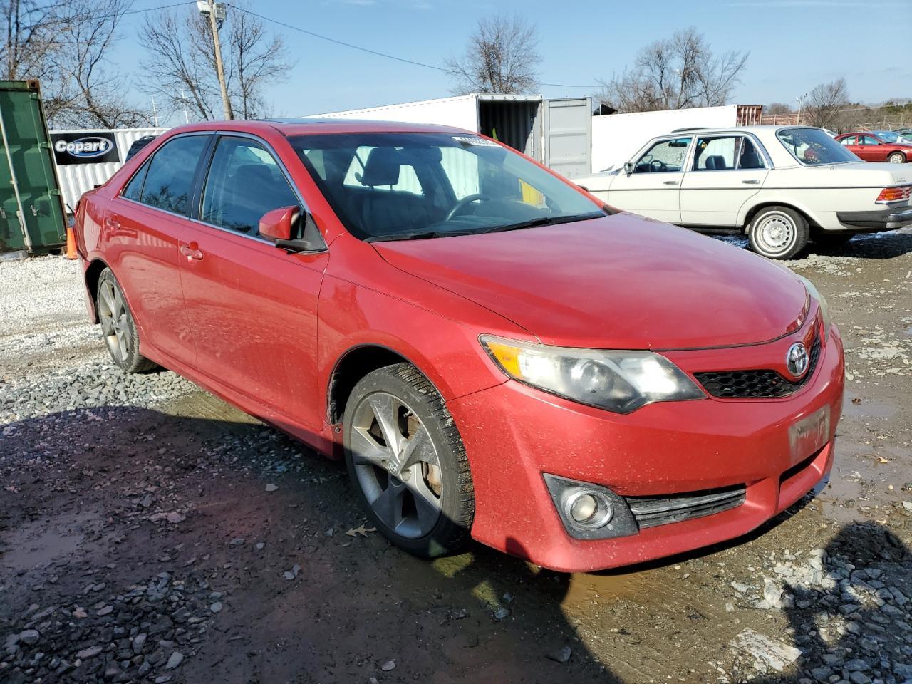2012 TOYOTA CAMRY SE - Image 4