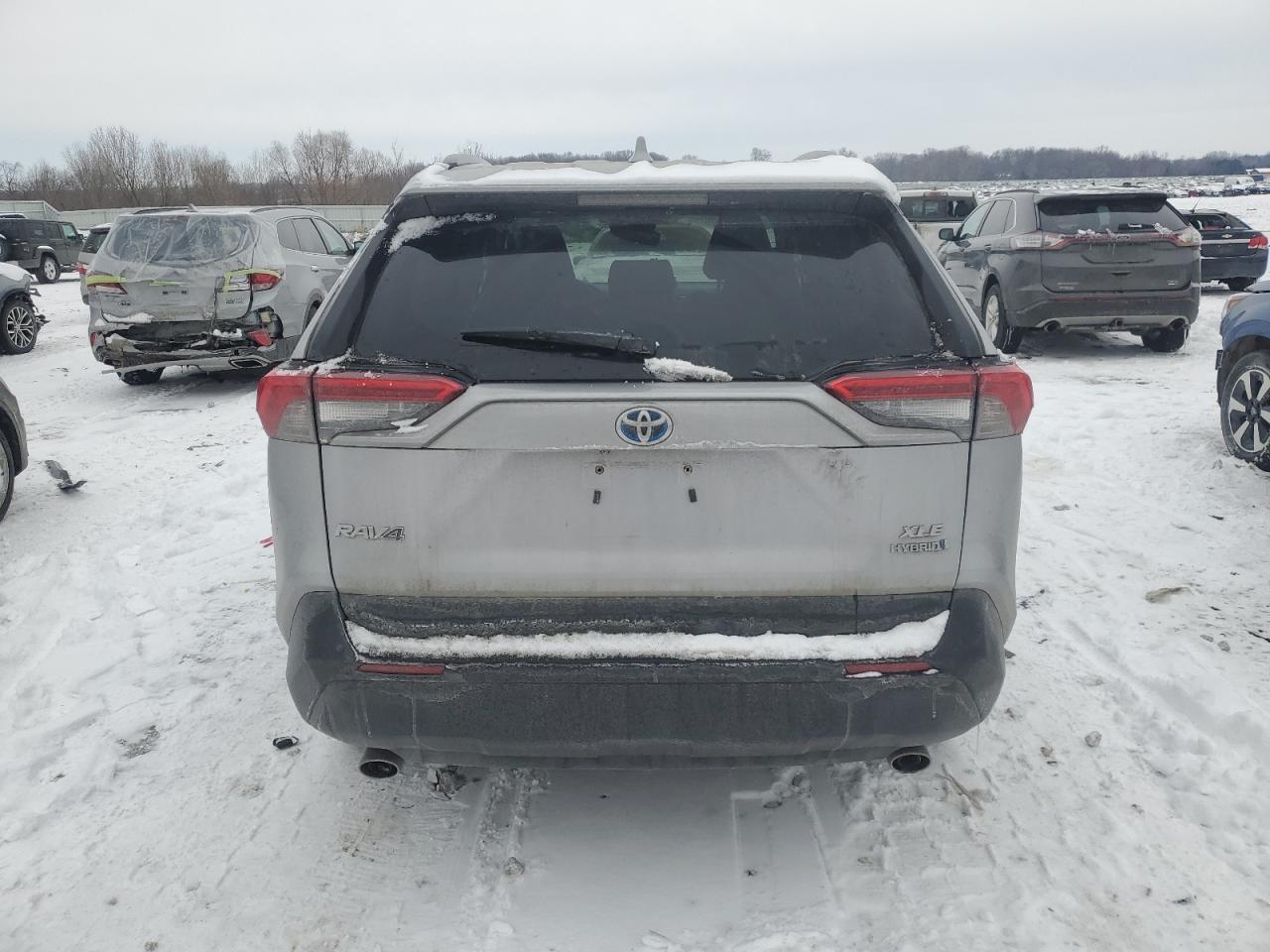 2022 TOYOTA RAV4 XLE - Image 6