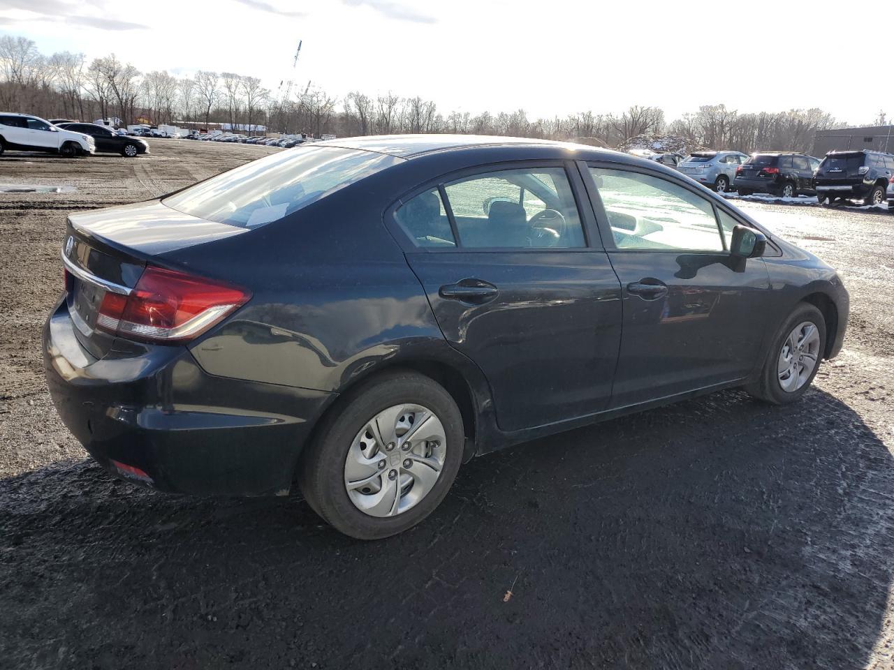 2015 HONDA CIVIC LX - Фото 3