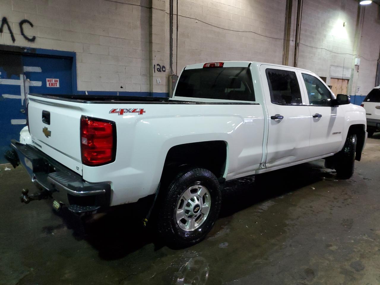 2015 CHEVROLET SILVERADO - Image 3