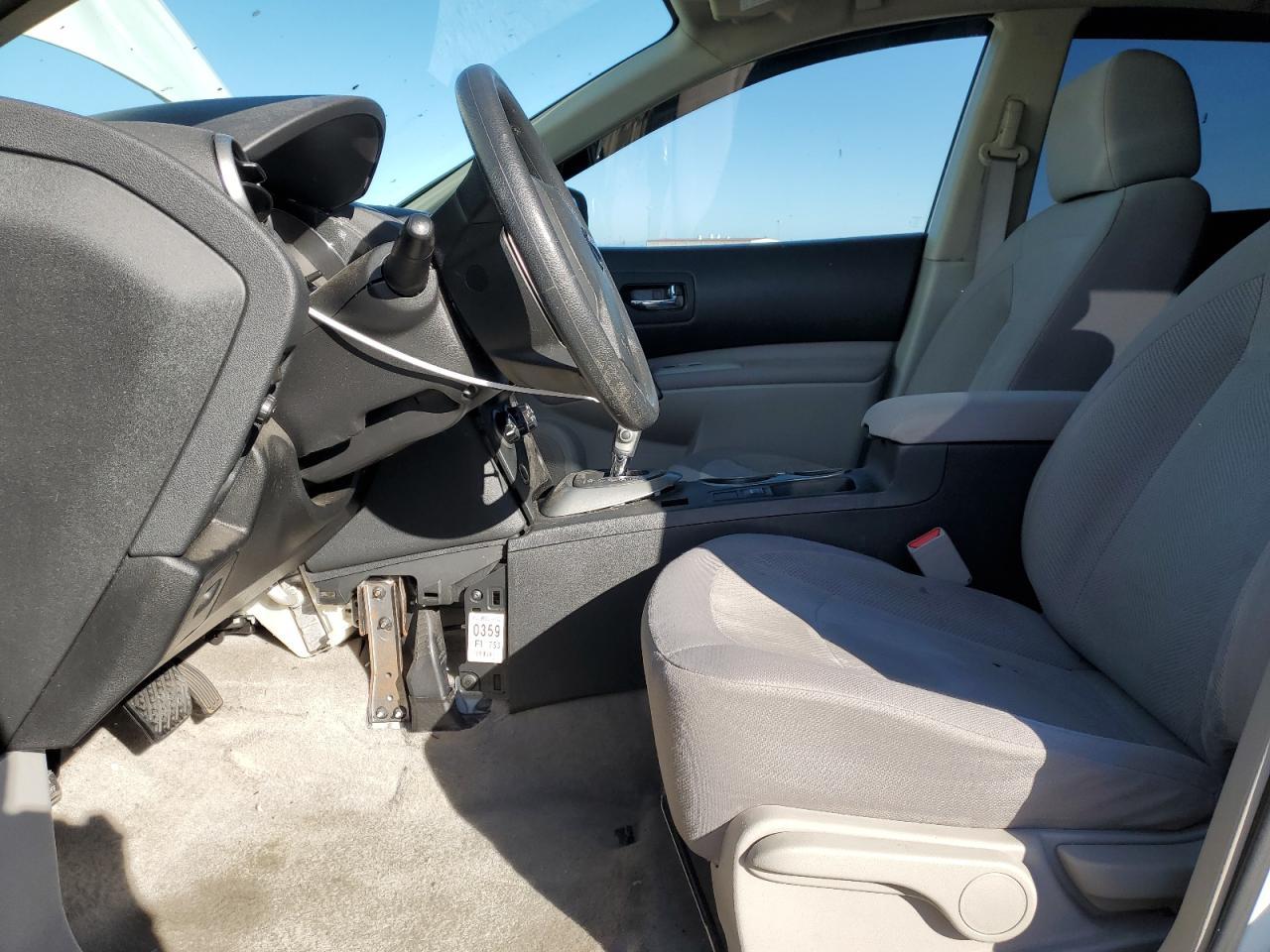 2013 NISSAN ROGUE S - Фото 7