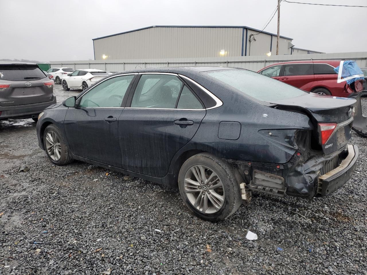 2017 TOYOTA CAMRY LE - Image 2