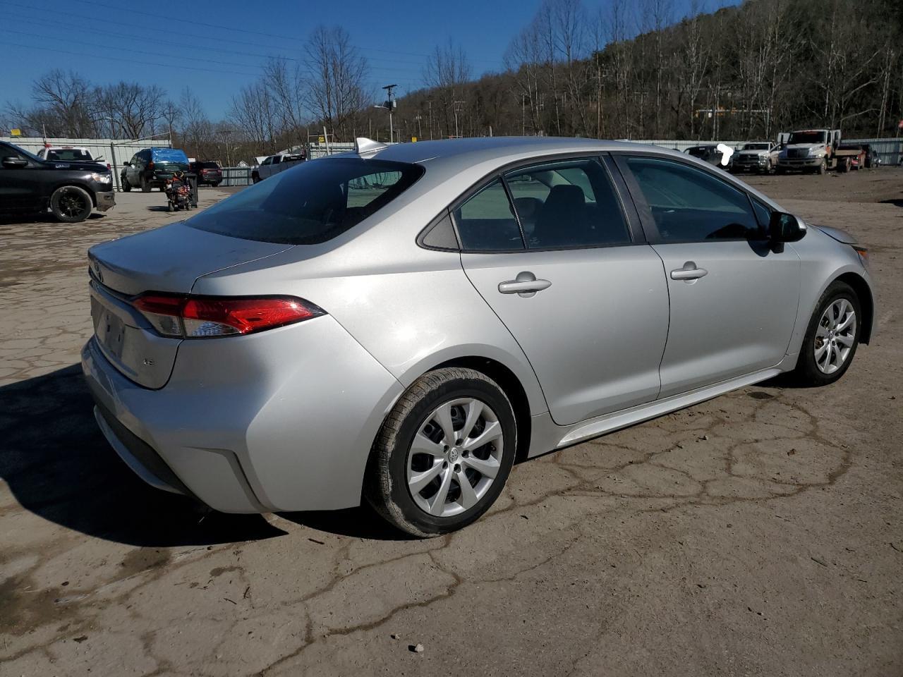 2021 TOYOTA COROLLA LE - Image 3