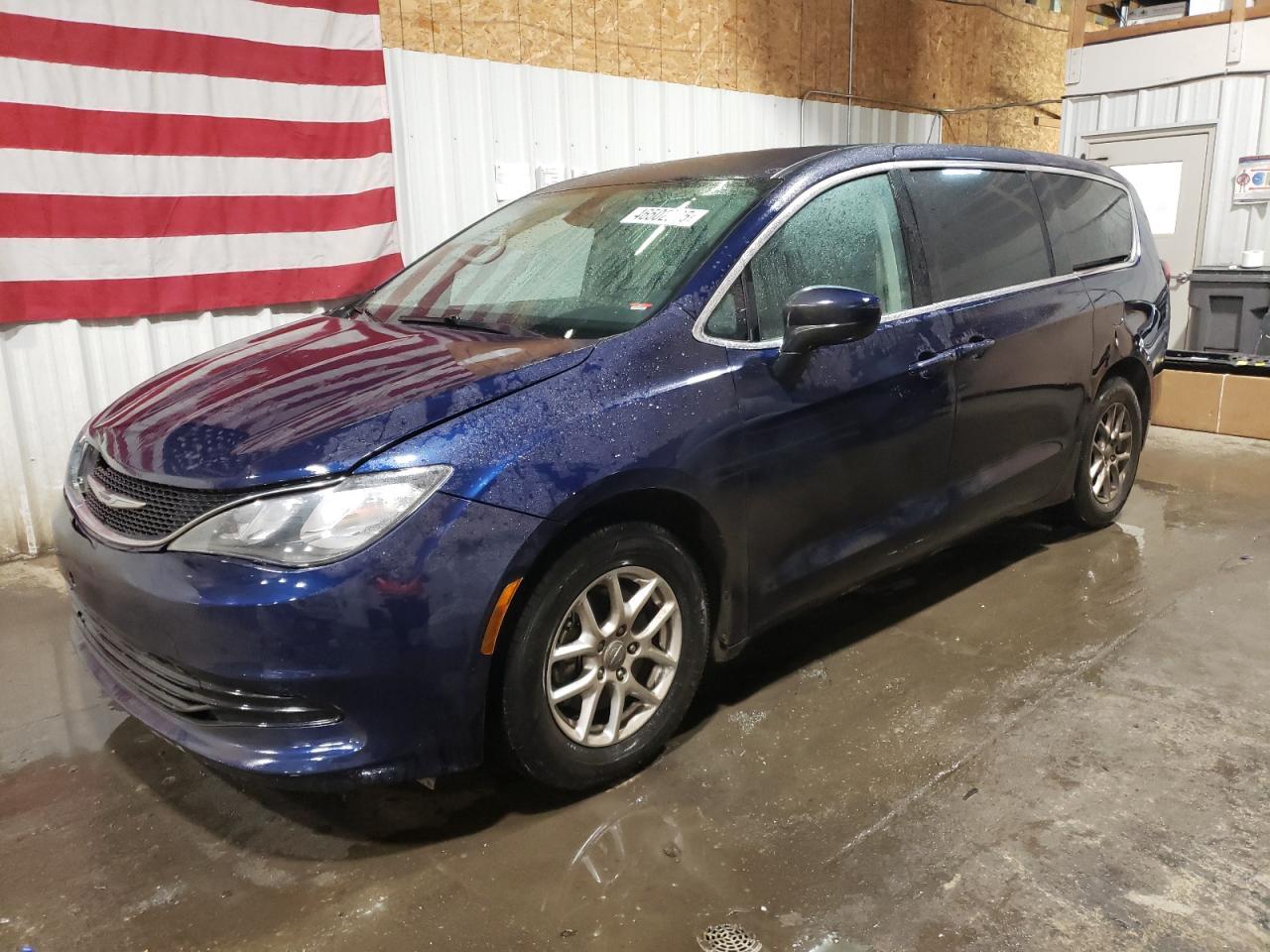 2017 CHRYSLER PACIFICA L
