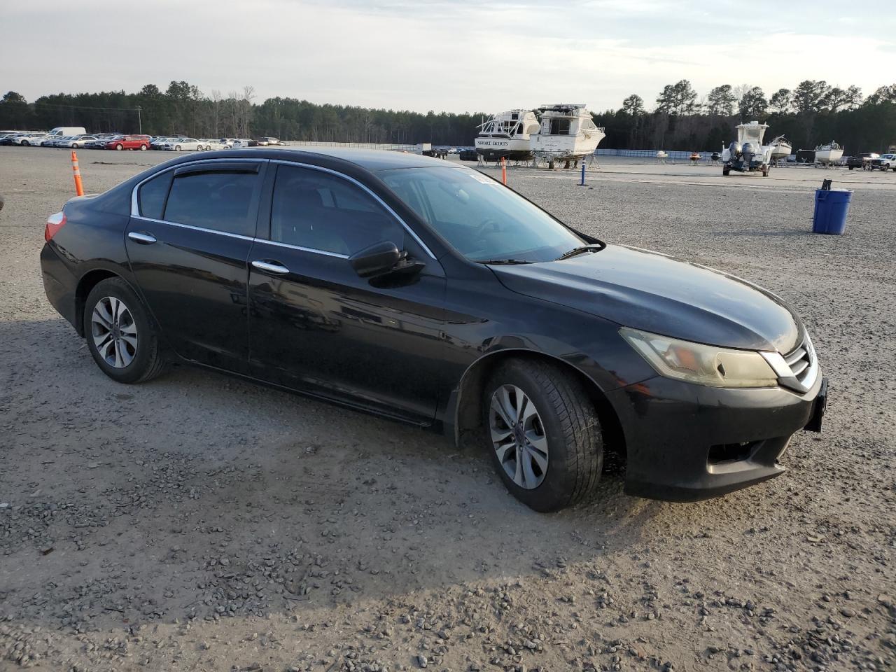 2014 HONDA ACCORD LX - Image 4