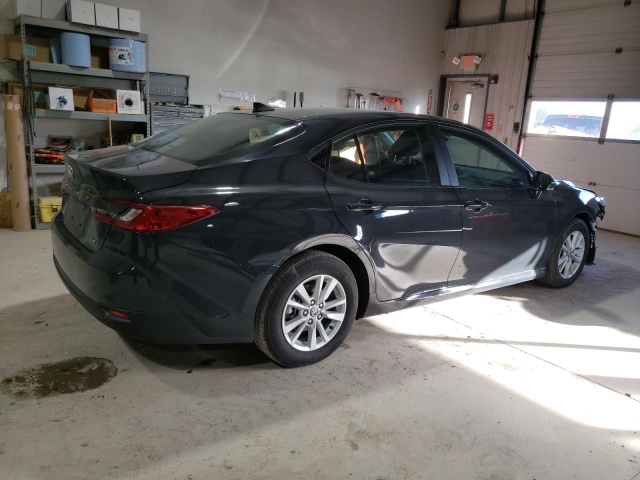 2025 TOYOTA CAMRY XSE - Image 3