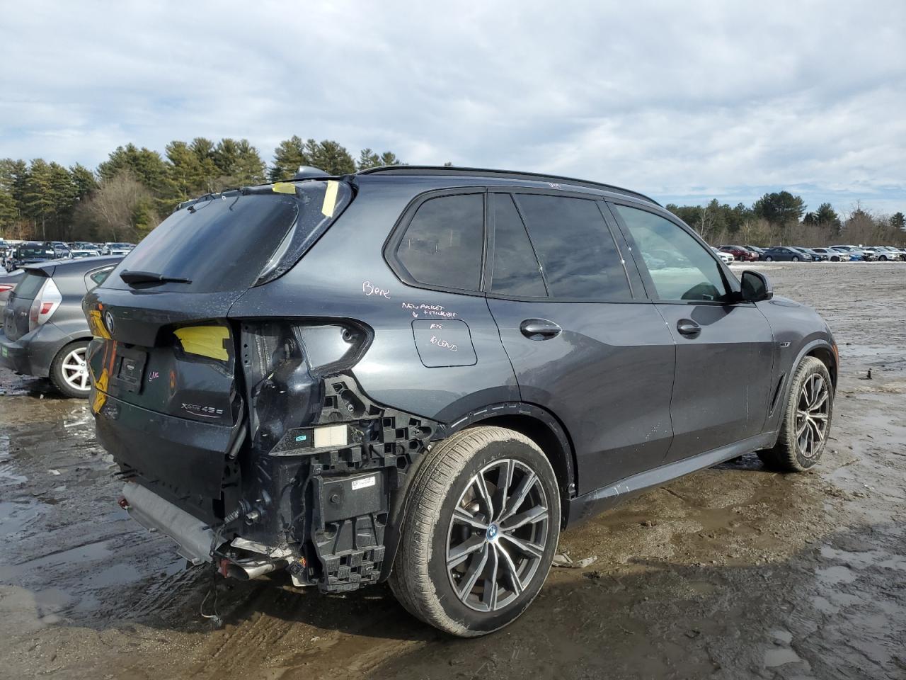 2022 BMW X5 XDRIVE4 - Image 3