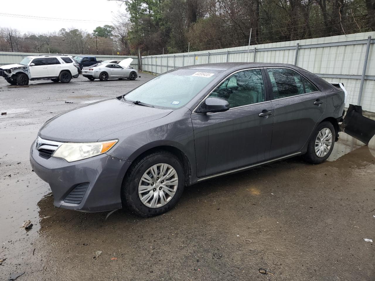 2014 TOYOTA CAMRY L