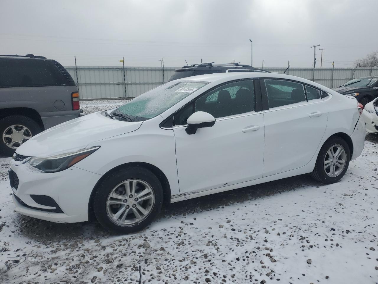 2016 CHEVROLET CRUZE LT