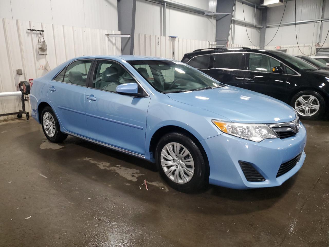 2013 TOYOTA CAMRY L - Image 4