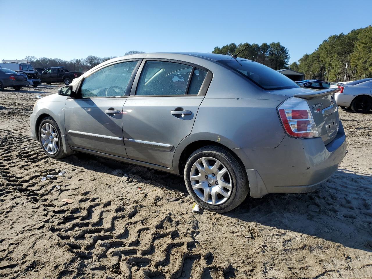 2012 NISSAN SENTRA 2.0 - Фото 2