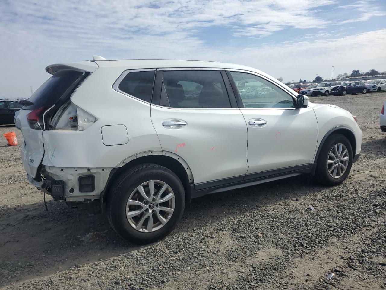 2018 NISSAN ROGUE S - Image 3