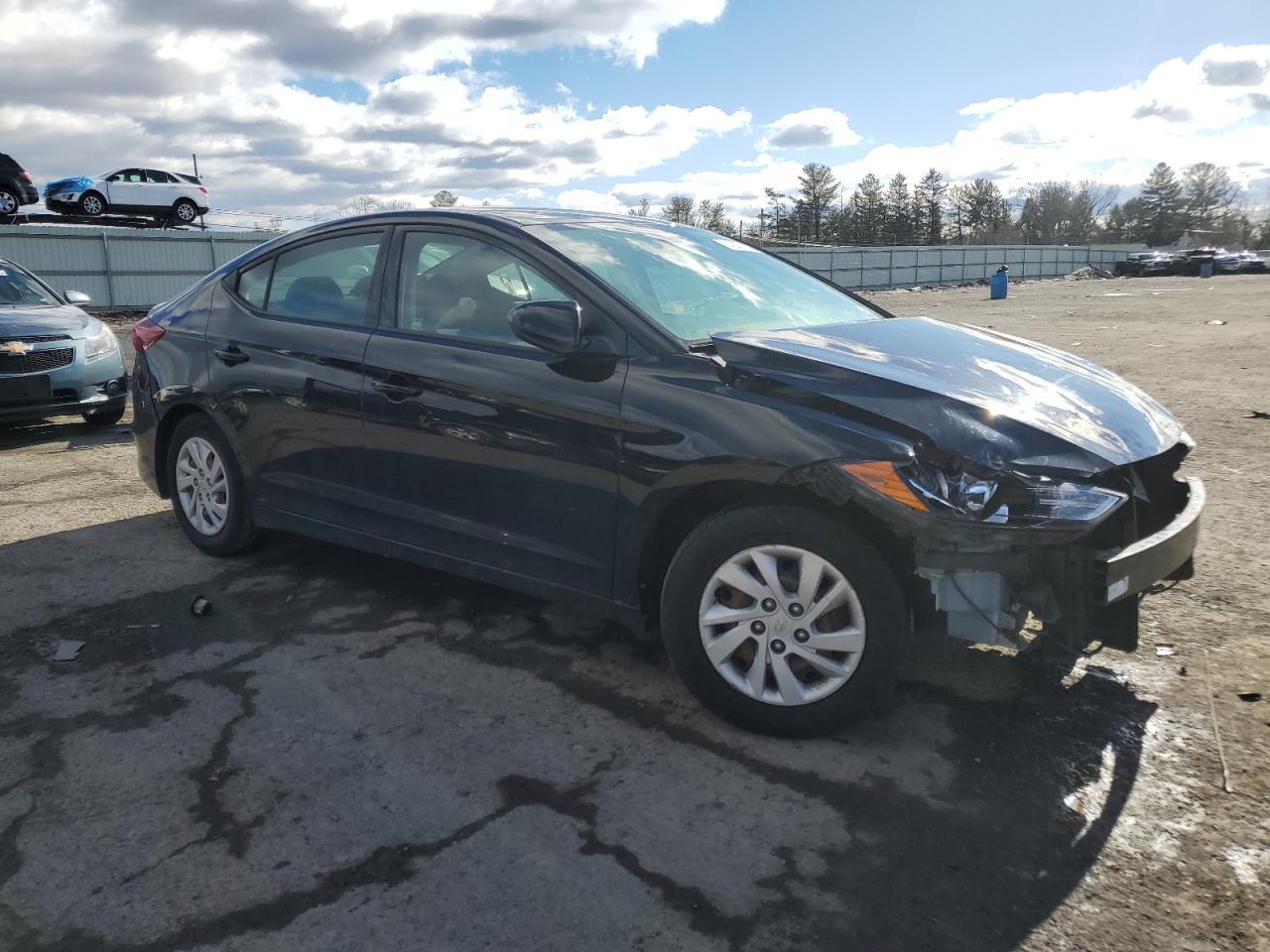 2018 HYUNDAI ELANTRA SE - Фото 4