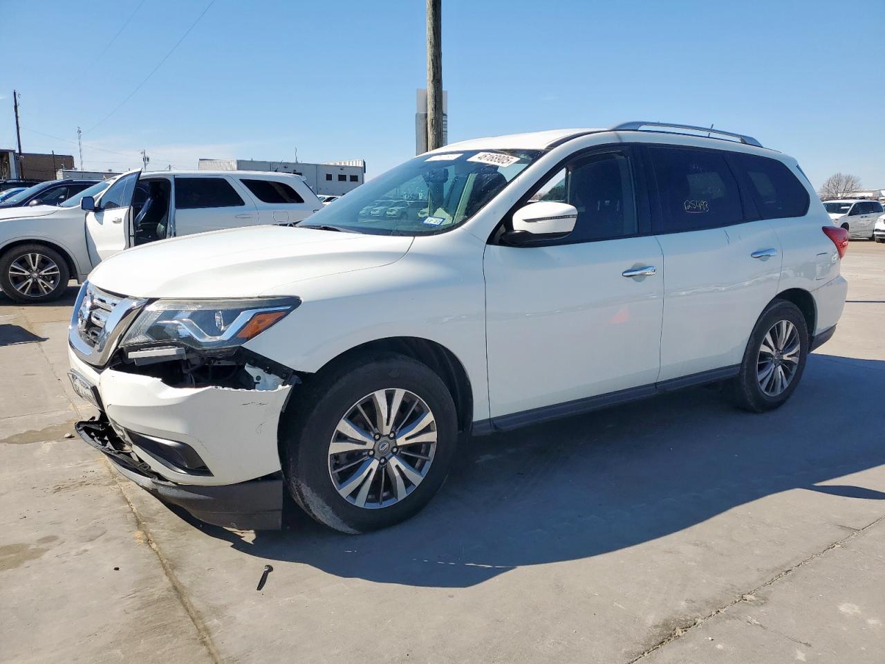 2018 NISSAN PATHFINDER