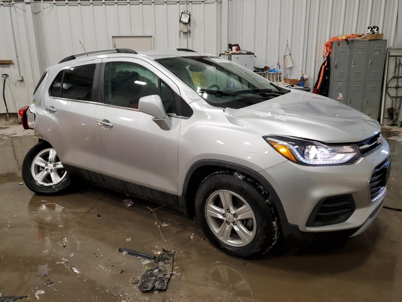 2019 CHEVROLET TRAX 1LT - Фото 4