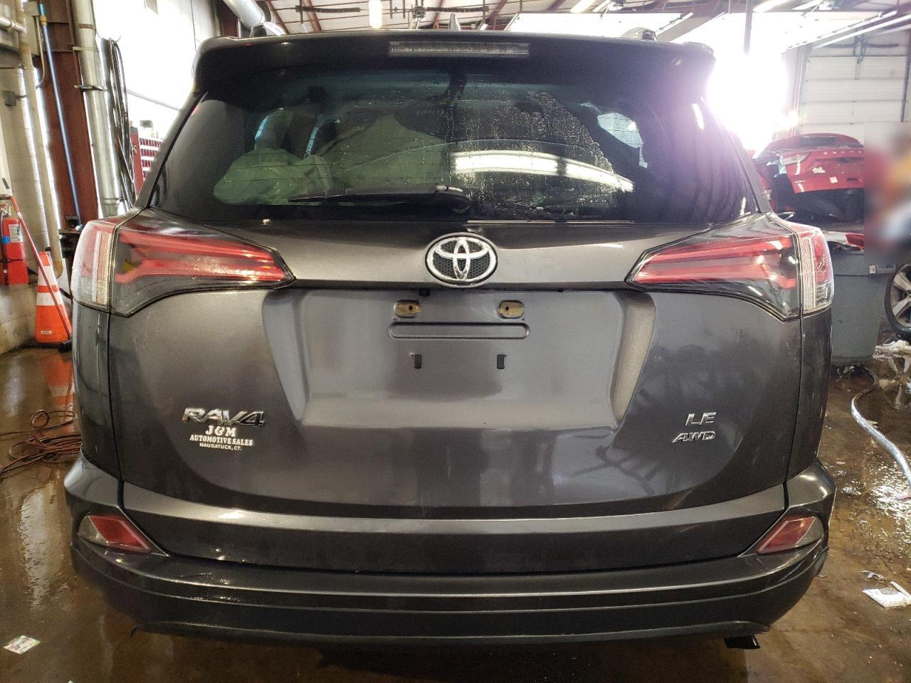 2018 TOYOTA RAV4 LE - Image 6