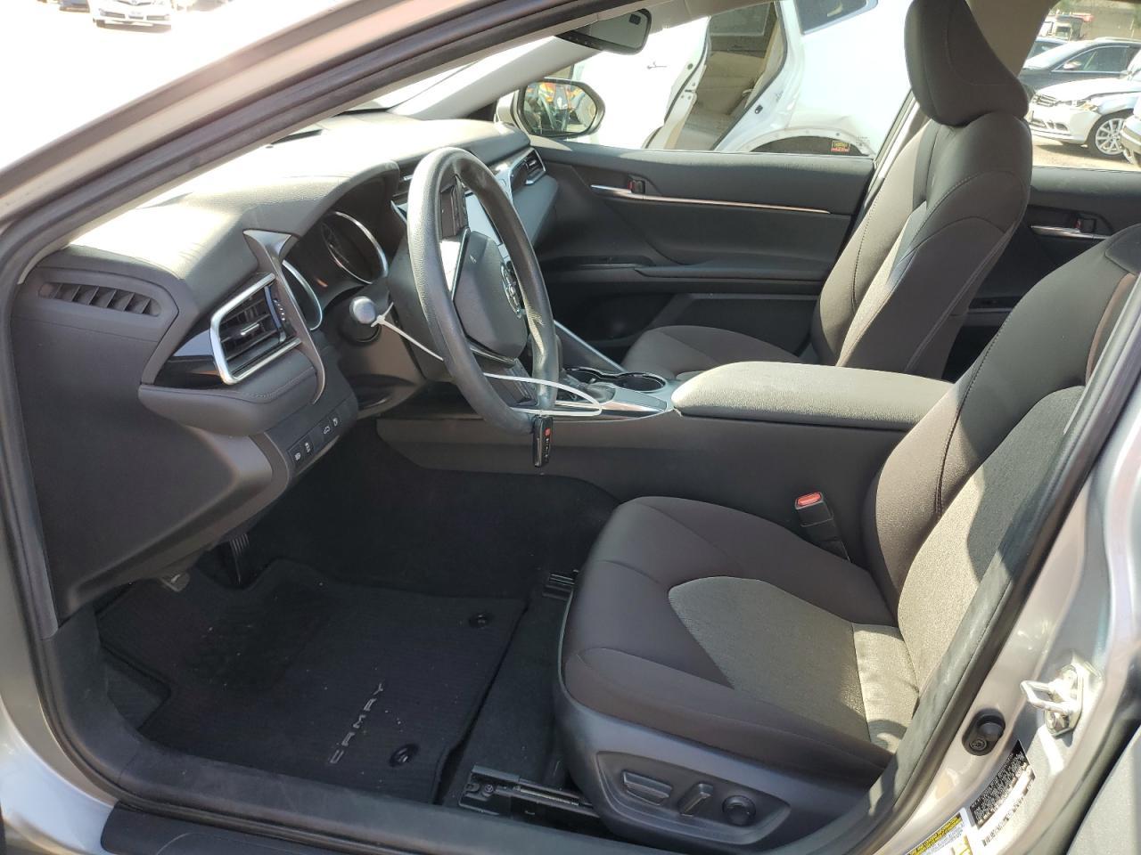 2018 TOYOTA CAMRY L - Фото 7