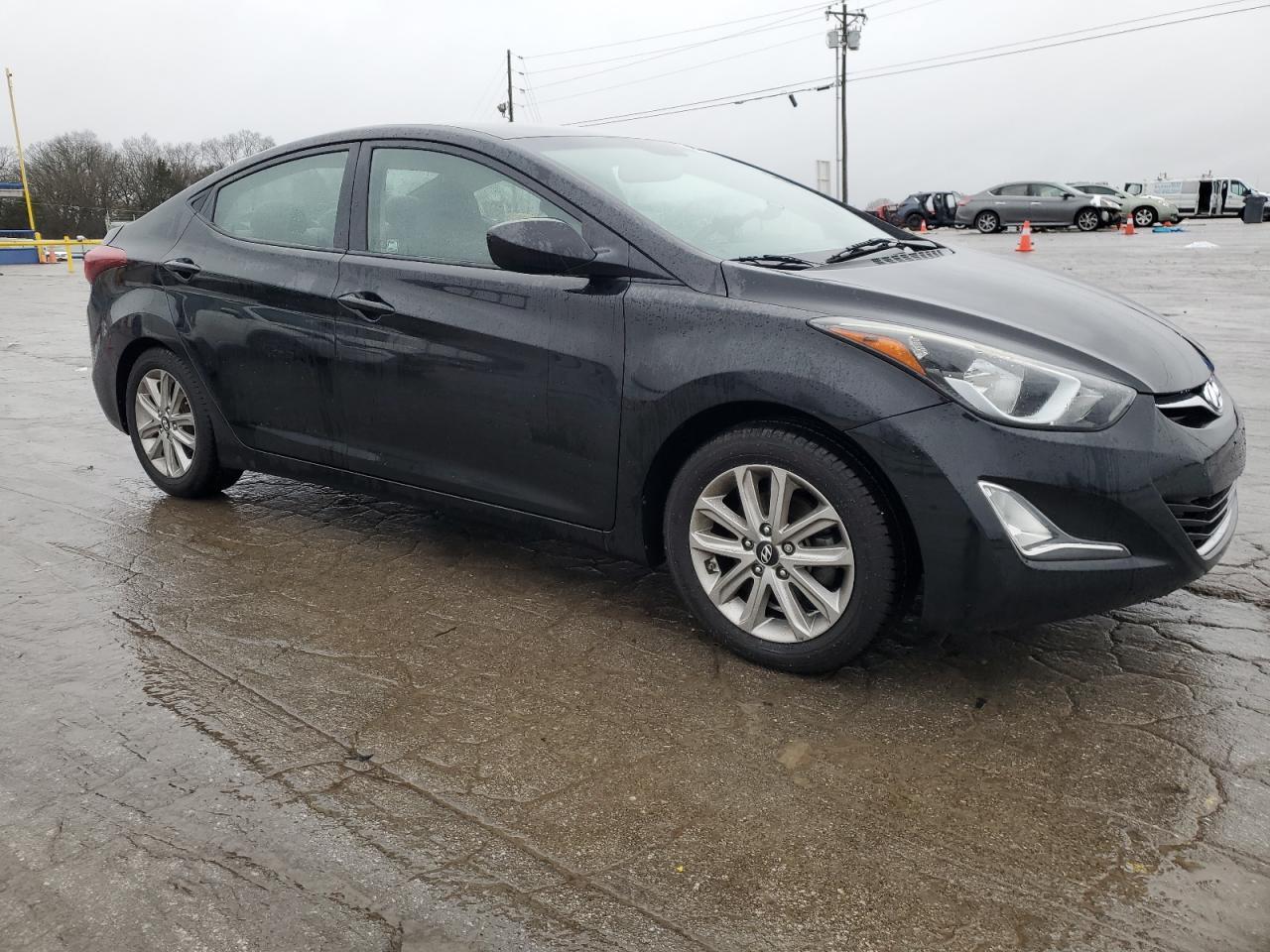 2015 HYUNDAI ELANTRA SE - Image 4