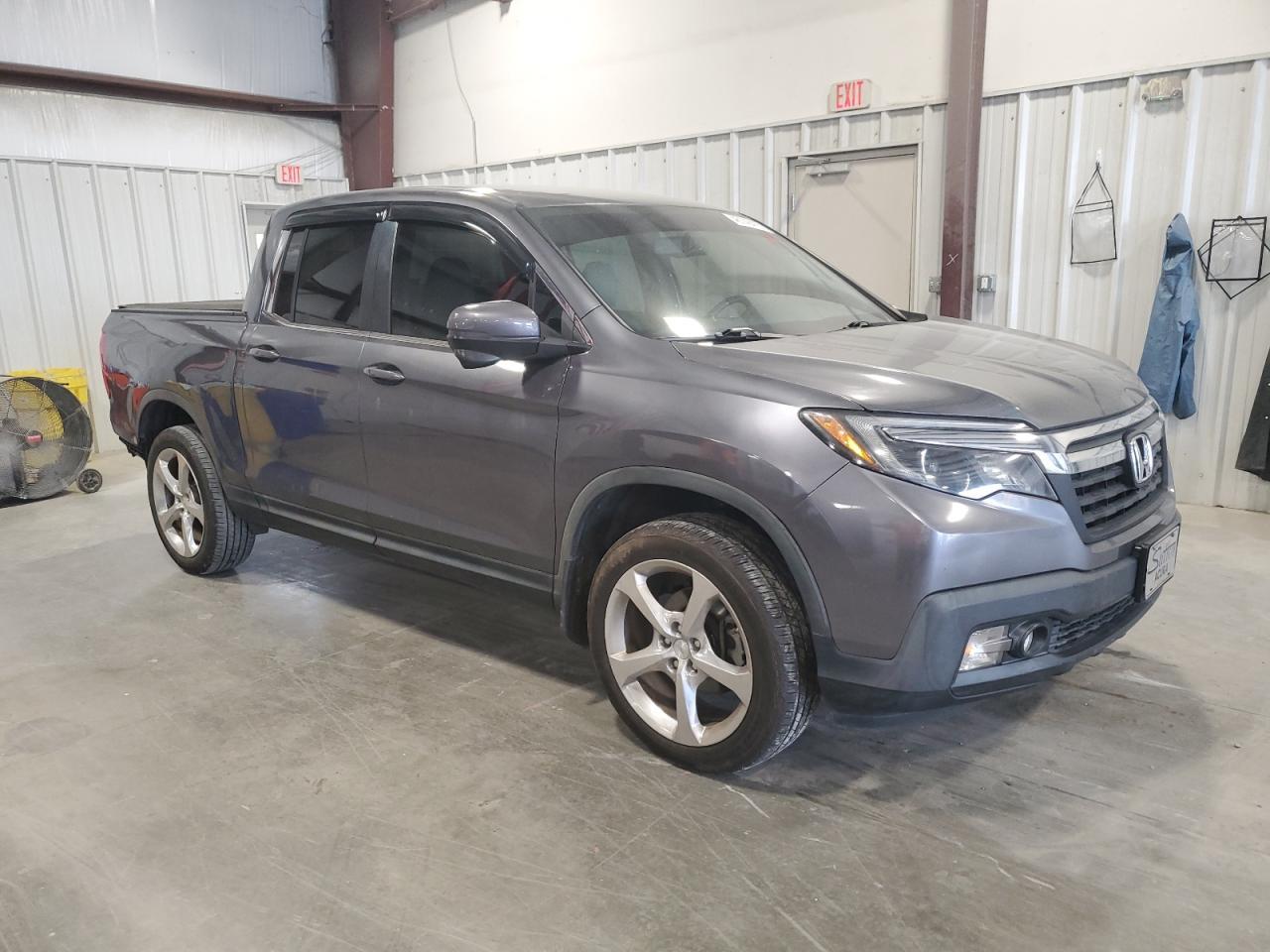 2017 HONDA RIDGELINE - Image 4