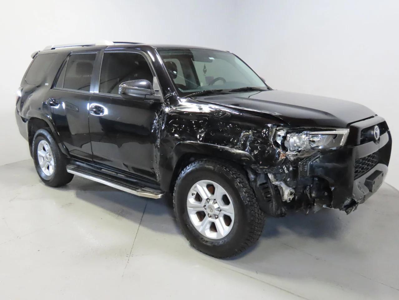 2018 TOYOTA 4RUNNER SR