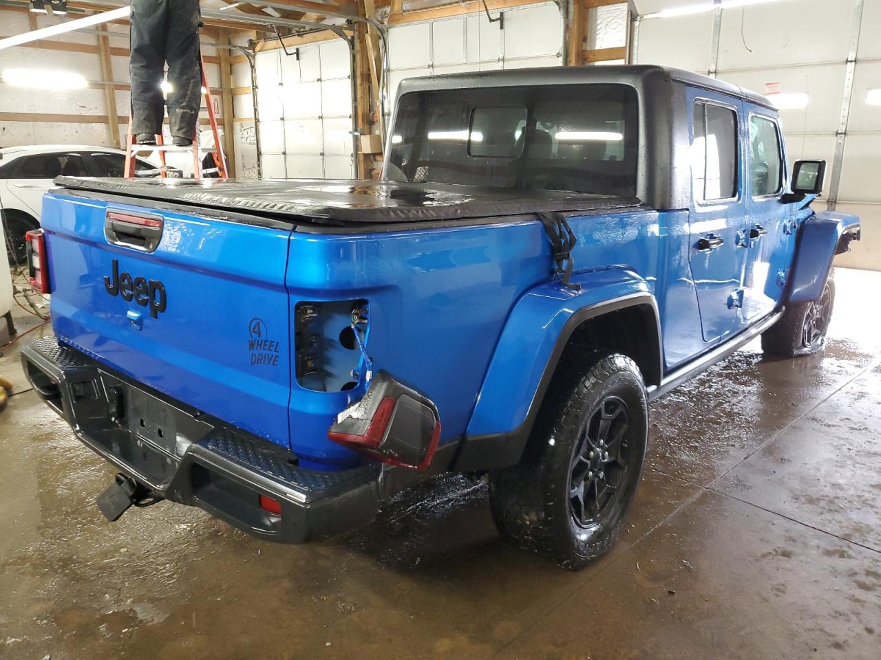 2021 JEEP GLADIATOR - Фото 3