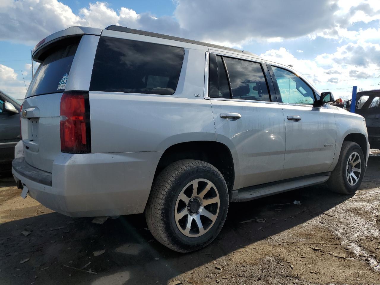 2015 CHEVROLET TAHOE K150 - Фото 3