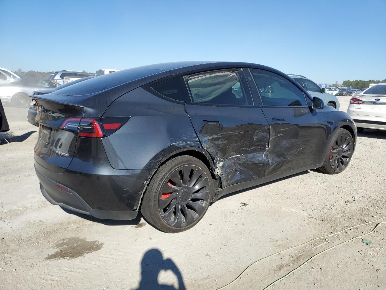 2024 TESLA MODEL Y - Image 3