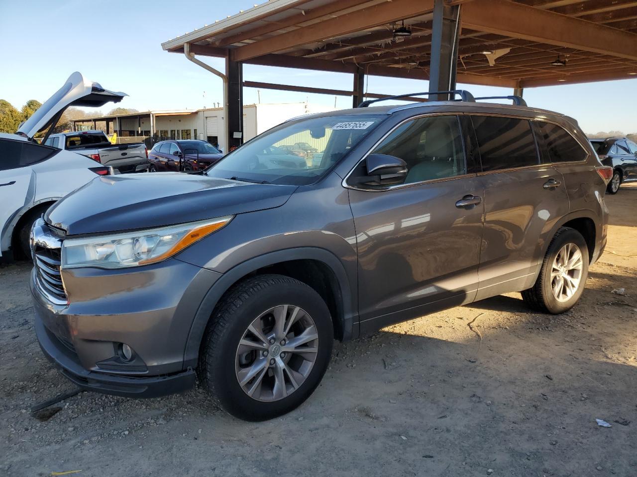 2015 TOYOTA HIGHLANDER