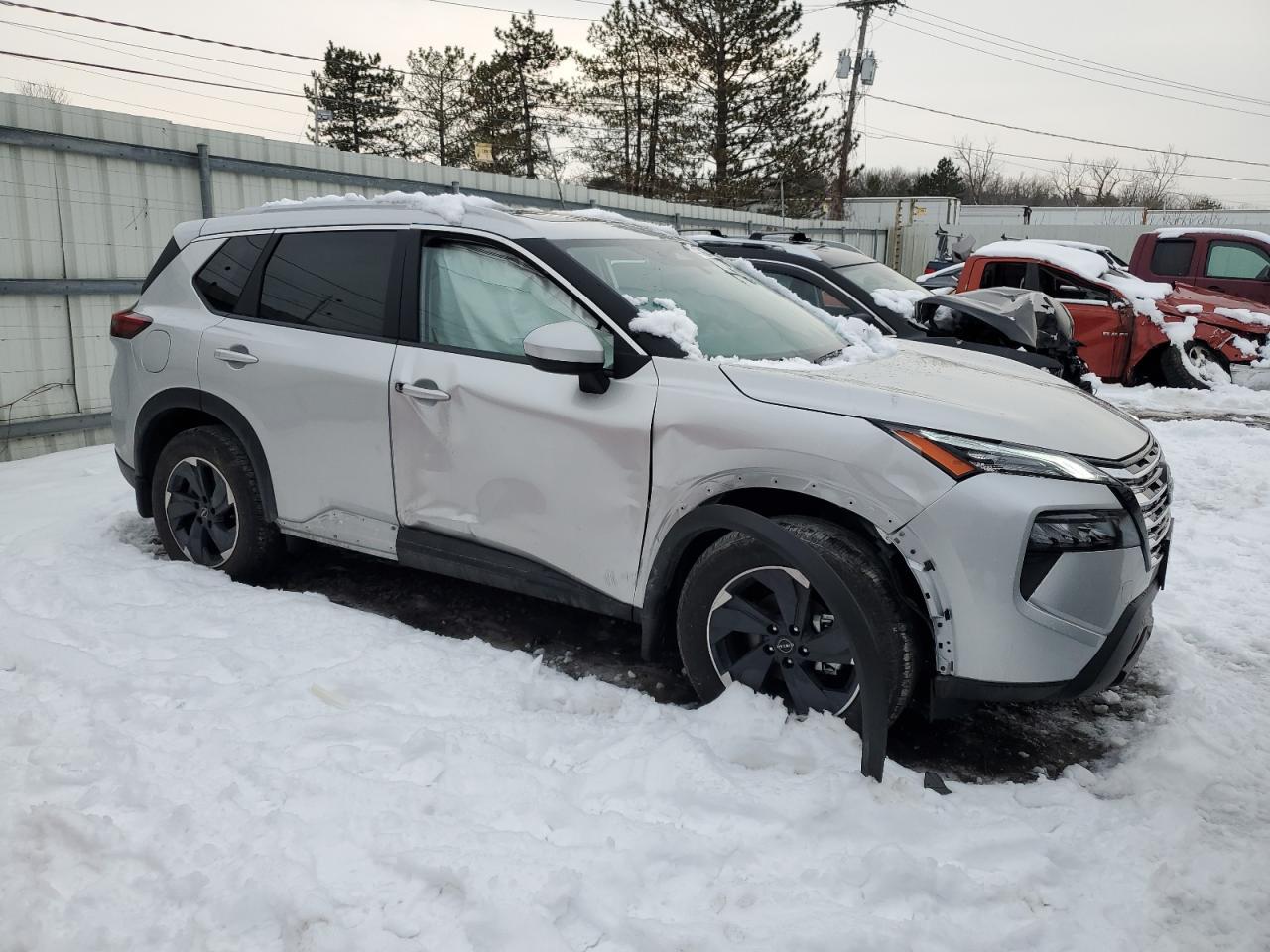 2024 NISSAN ROGUE SV - Фото 4