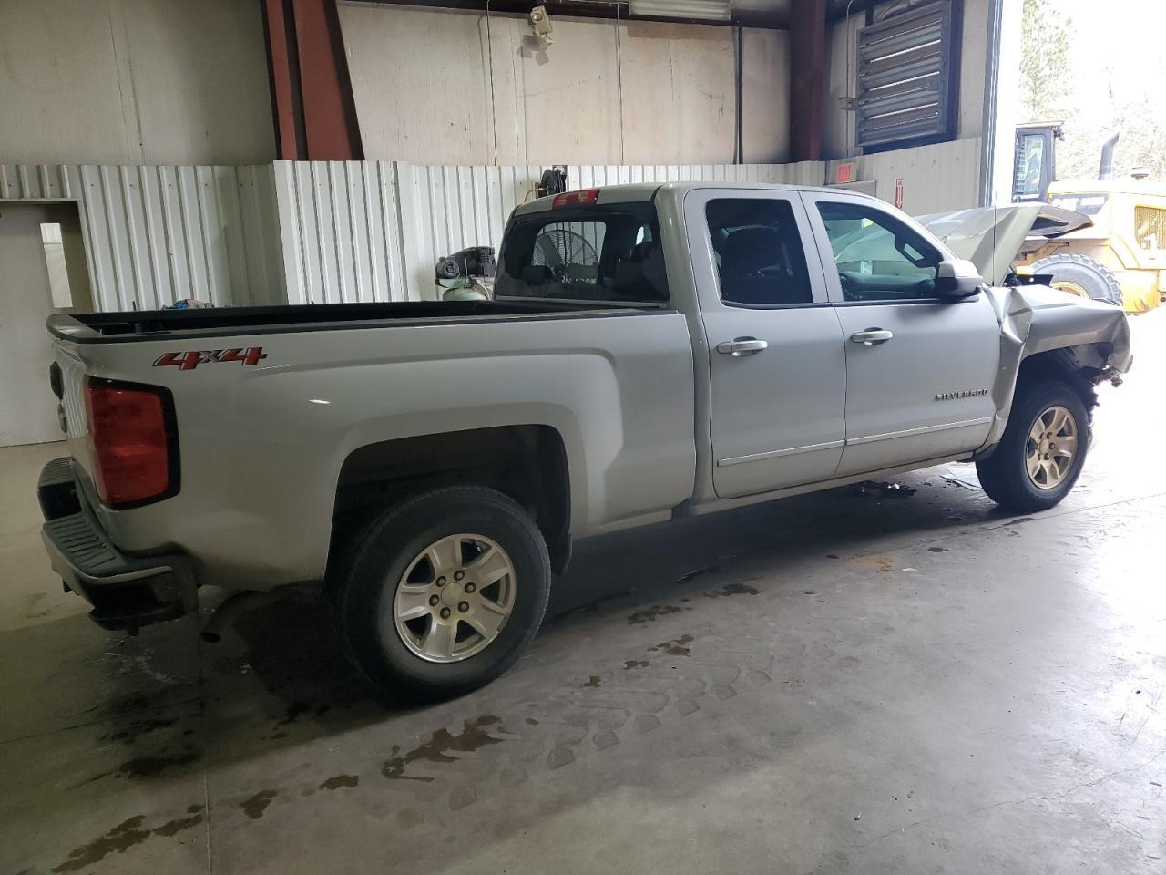 2018 CHEVROLET SILVERADO - Фото 3
