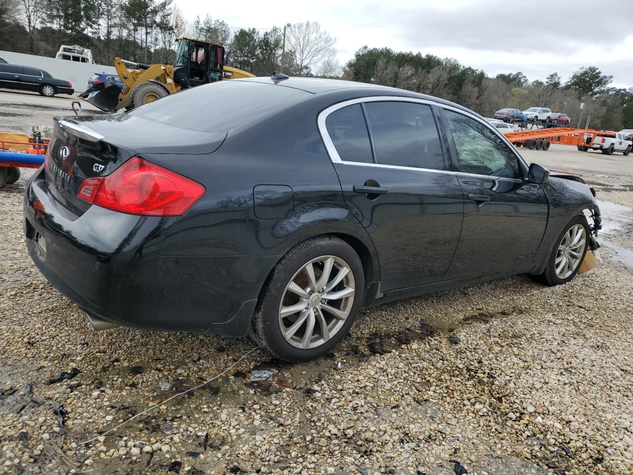 2012 INFINITI G37 BASE - Image 3
