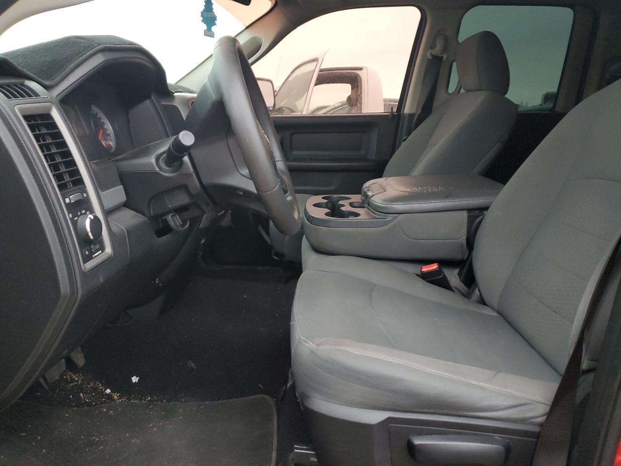 2015 RAM 1500 ST - Image 7
