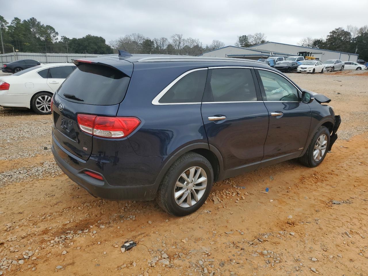2017 KIA SORENTO LX - Фото 3