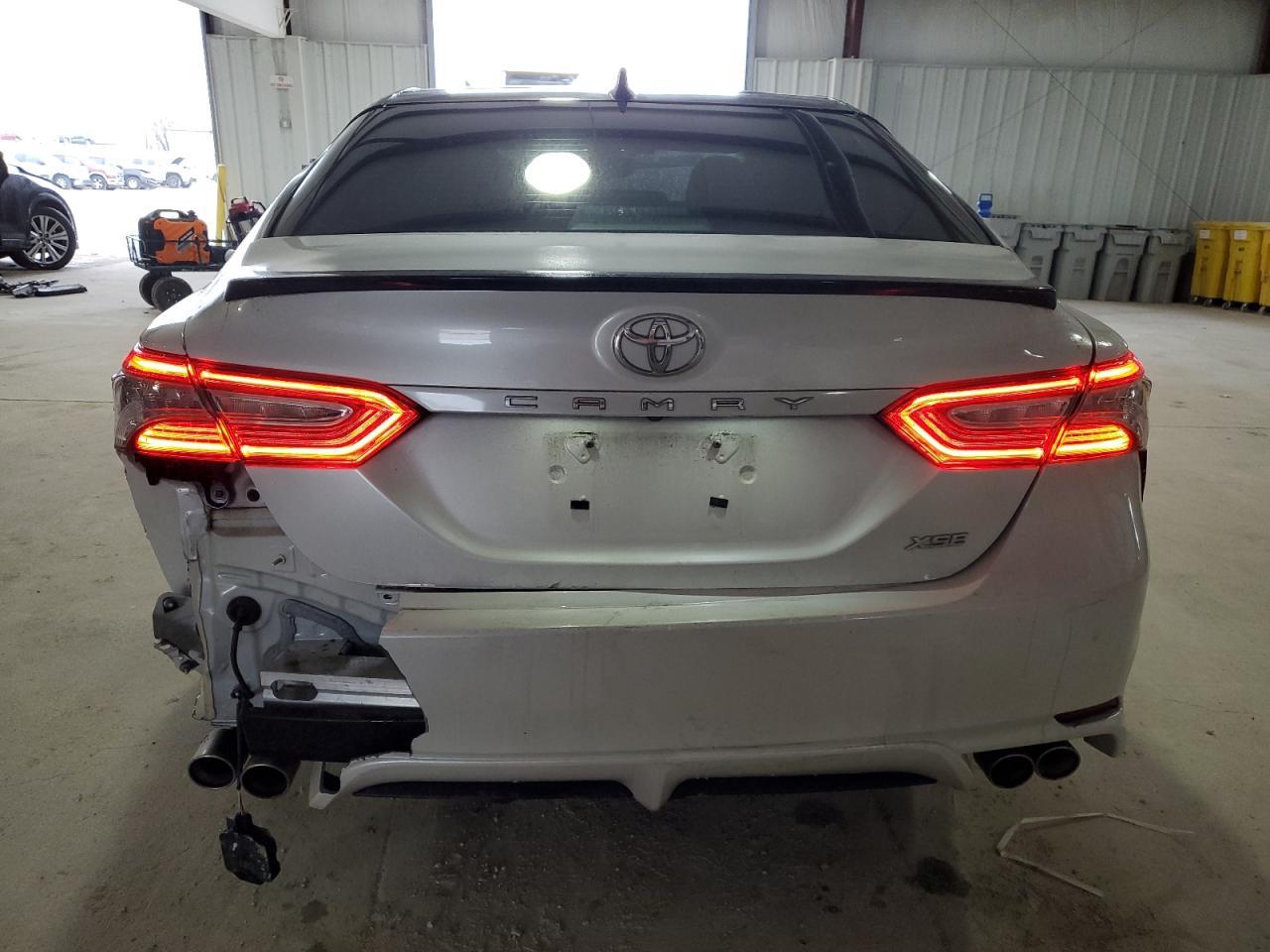 2019 TOYOTA CAMRY XSE - Image 6