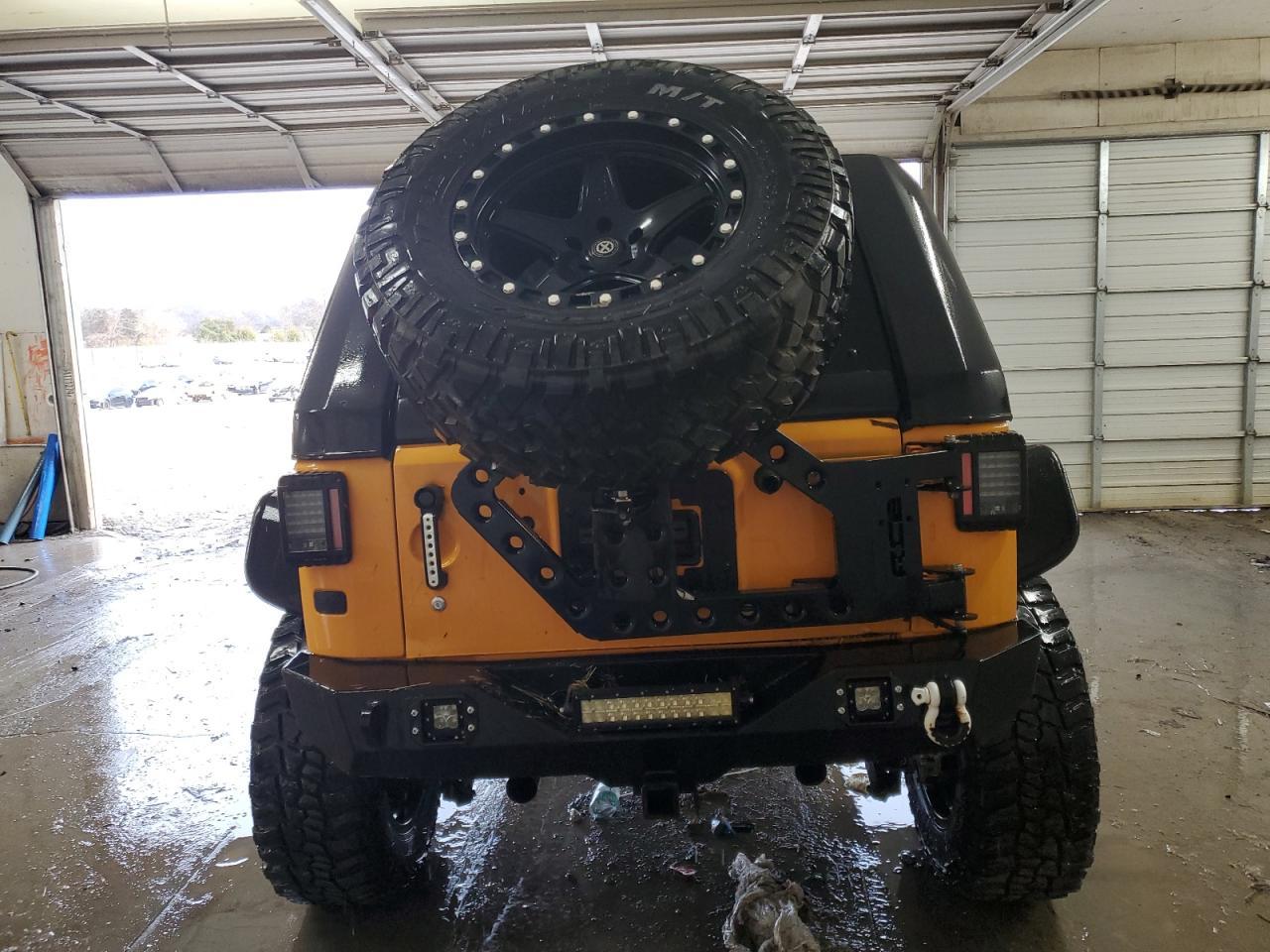2012 JEEP WRANGLER U - Image 6