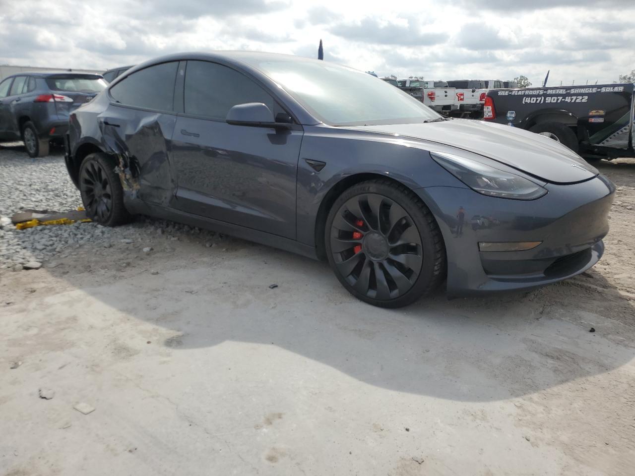 2023 TESLA MODEL 3 - Фото 4