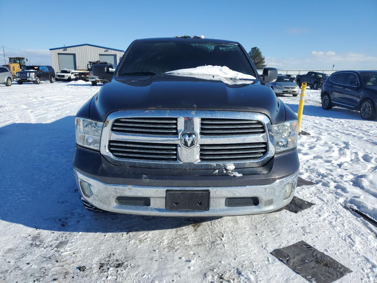 2017 RAM 1500 SLT - Image 5