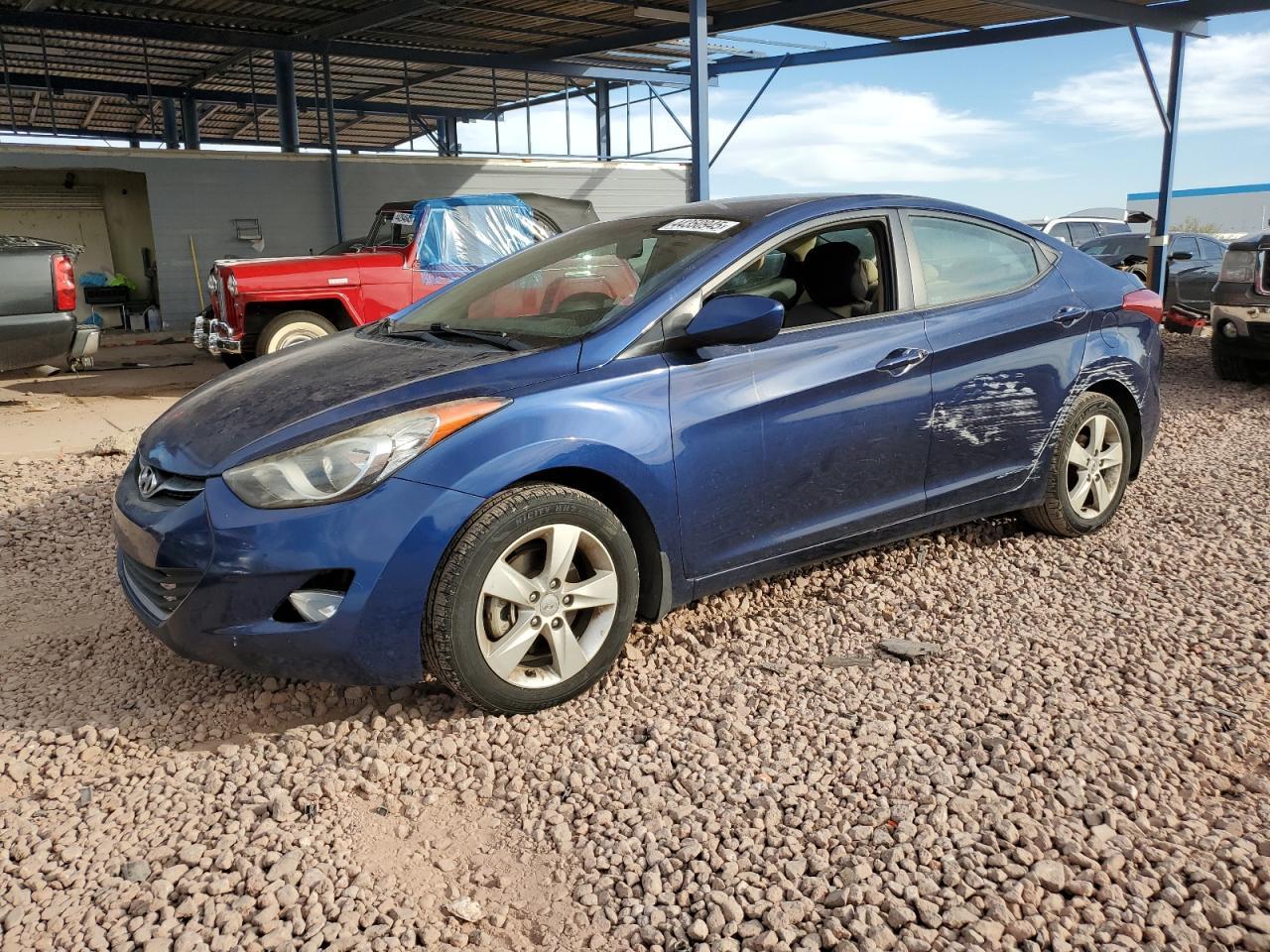2013 HYUNDAI ELANTRA GL
